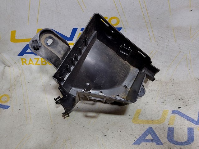 8200738816 RENAULT Корпус блока предохранителей купить в Черкассы
