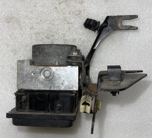 RENAULT 8200756092 Блок управления АБС (ABS) гидравлический в наличии Полтава
