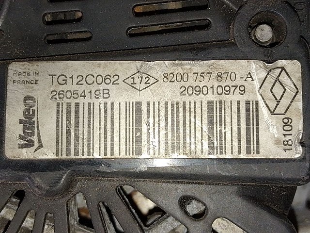 Генератор автомобиля 8200757870 RENAULT