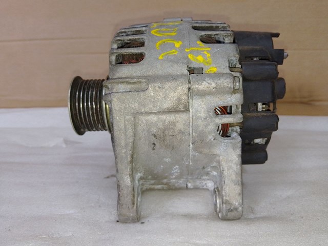 RENAULT 8200757870 Генератор в наличии Кривой Рог