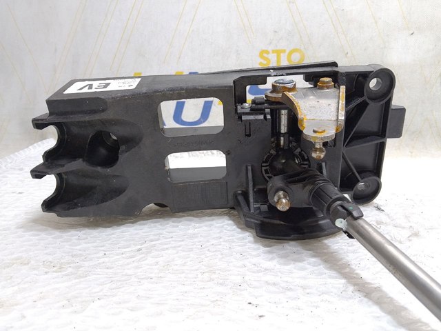 Селектор коробки передач 8200778215 RENAULT