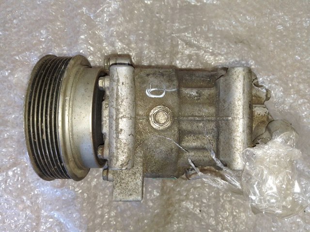 Насос кондиционера 8200819568 RENAULT