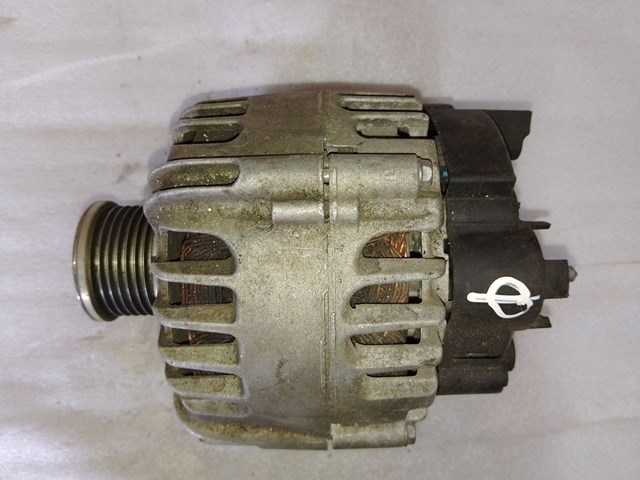 RENAULT 8200849752 Генератор в наличии Черкассы