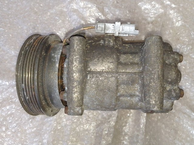 8200866437 RENAULT Компрессор кондиционера купить в Ужгород