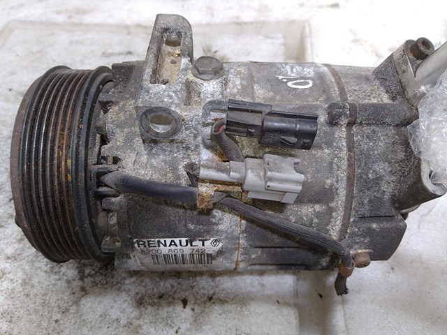 RENAULT 8200869742 Компрессор кондиционера в наличии Черновцы