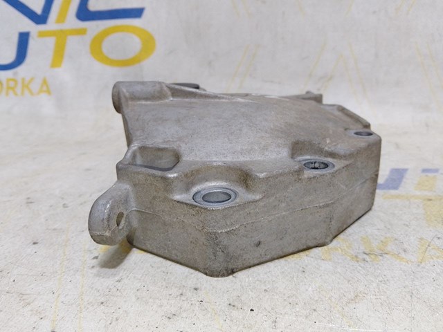 8200945775 RENAULT купить в Ирпень