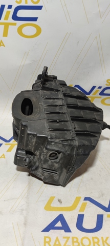 Корпус воздушного фильтра в сборе 8200947663 RENAULT