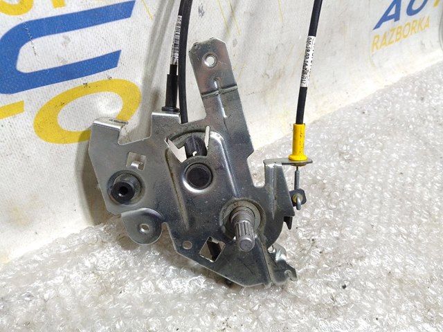 RENAULT 825021395R Замок двери боковой сдвижной правой в наличии Николаев