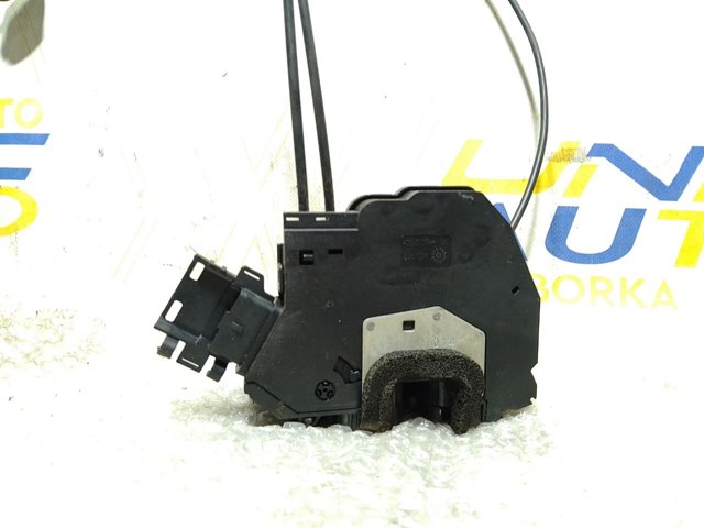 RENAULT 825021395R Замок двери боковой сдвижной правой в наличии Ужгород