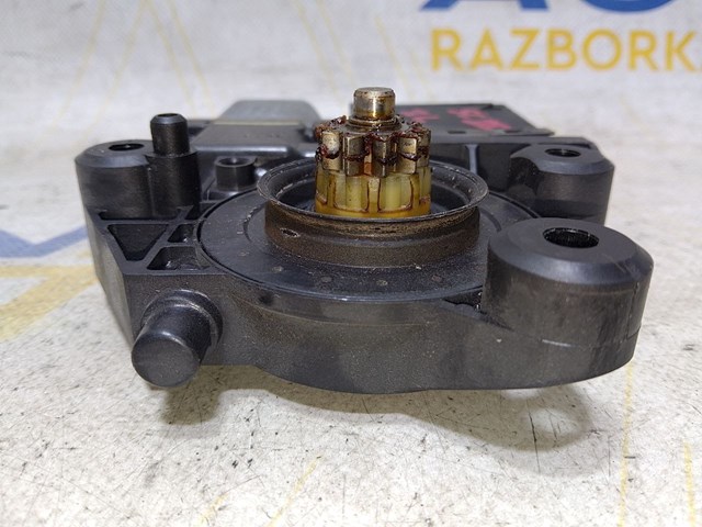RENAULT 827310004R Мотор стеклоподъемника двери задней левой в наличии Днепр