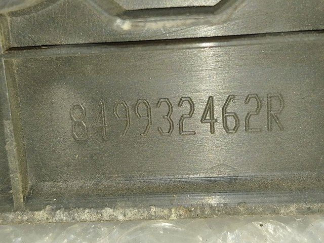 849932462R RENAULT Накладка подножки купить в Черкассы