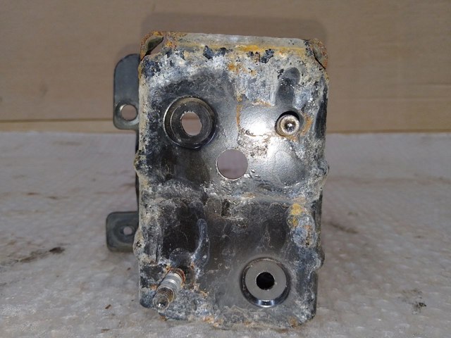852103NF0A NISSAN Кронштейн усилителя заднего бампера купить в Винница