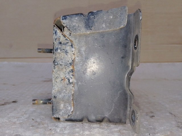 852113NL0A NISSAN Кронштейн усилителя заднего бампера купить в Украина