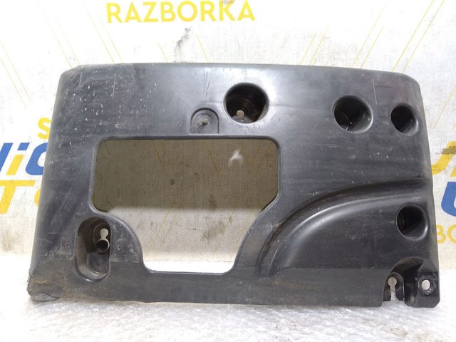 Правое крепление заднего бампера 852220001R RENAULT