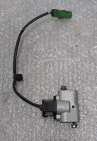 RENAULT 924871682R Клапан TRV кондиционера в наличии Киев