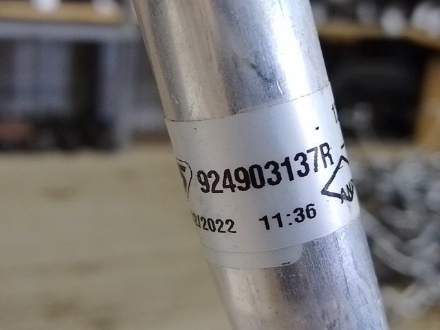 924903137R Шланг кондиционера, от осушителя к испарителю купить Полтава