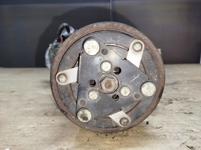 Компрессор хладагента 926003404R RENAULT