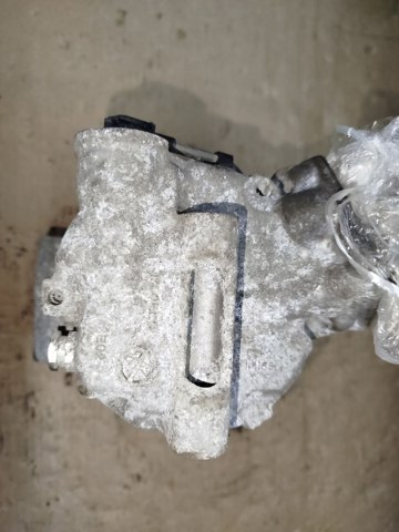 926003404R RENAULT Компрессор кондиционера купить в Николаев