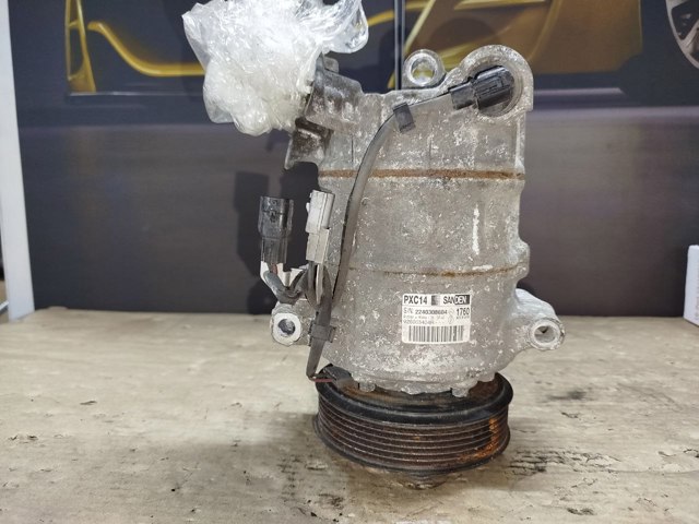 926003404R RENAULT Компрессор кондиционера купить в Ирпень