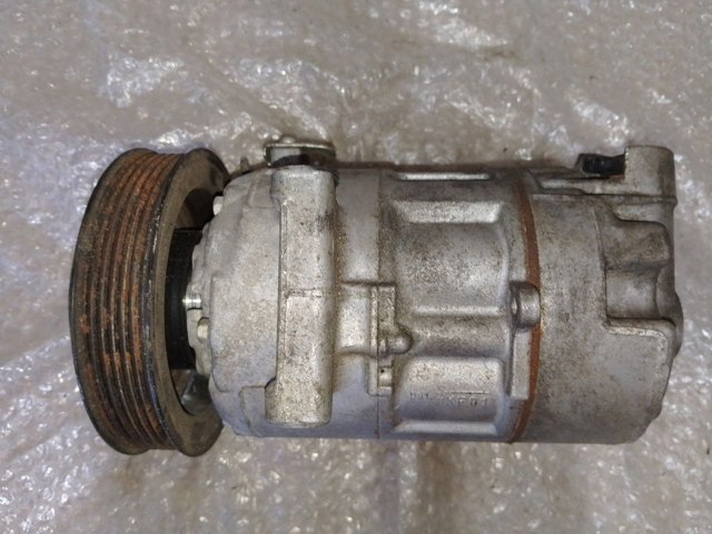 Компрессор хладагента 926004EA0A RENAULT