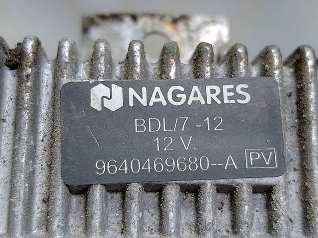 RENAULT 9640469680 Реле свечей накала в наличии Львов