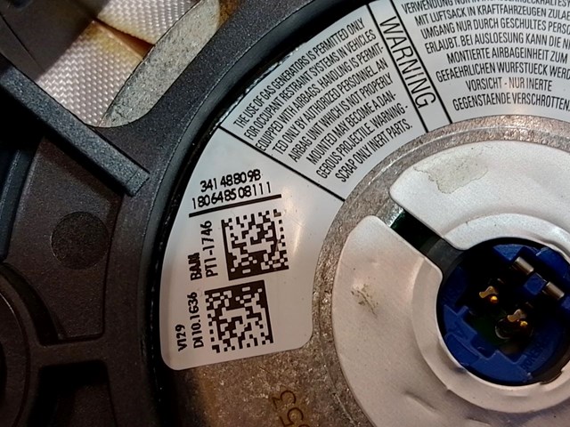 Подушка безопасности водителя 985700198R RENAULT