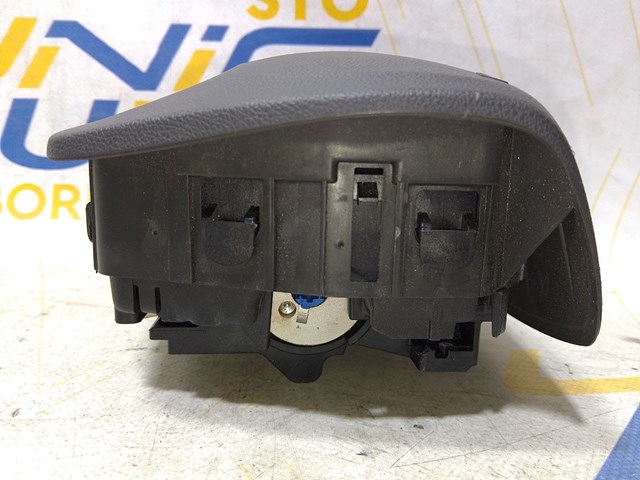 985701921R RENAULT Подушка безопасности (AIRBAG) водительская купить в Чернигов
