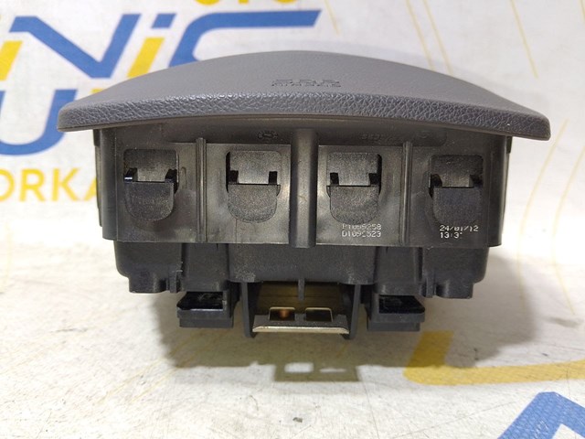 985701921R RENAULT Подушка безопасности водителя купить в Хмельницкий
