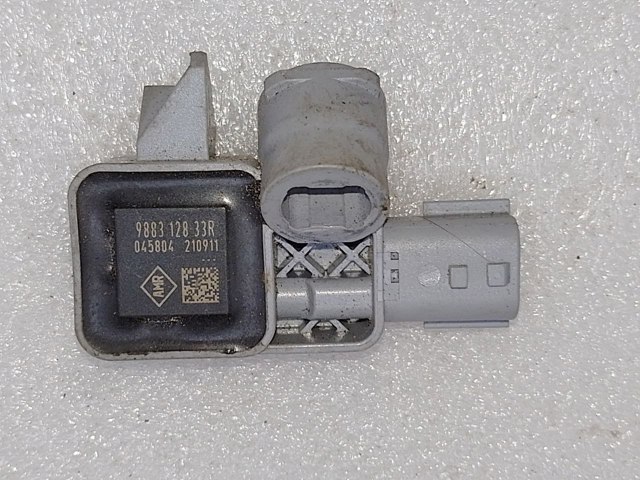 988312833R Датчик удара купить Сумы