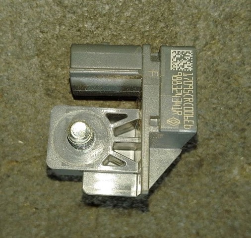 RENAULT 988324341R Датчик SRS в наличии Черновцы
