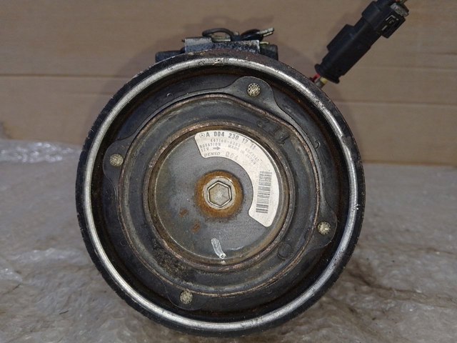 A0042301711 MERCEDES Компрессор кондиционера купить в Чернигов