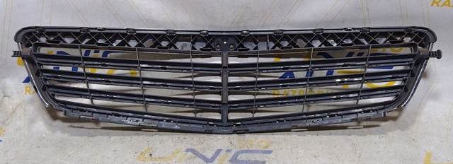 A2048801283 MERCEDES Решетка радиатора купить в Полтава