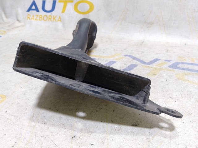 Воздухозаборник MR993548 MITSUBISHI