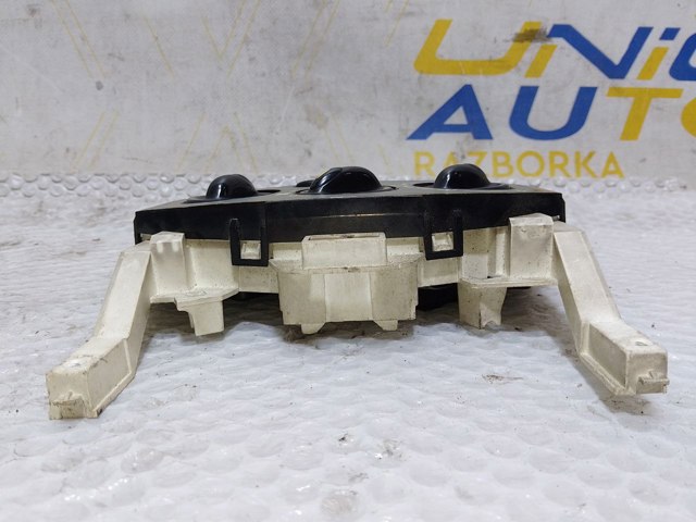 RENAULT W964097K в наличии Чернигов