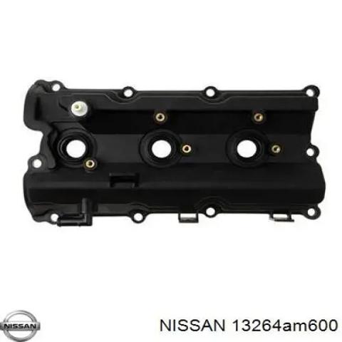 Крышка клапанная, правая 13264AM600 NISSAN