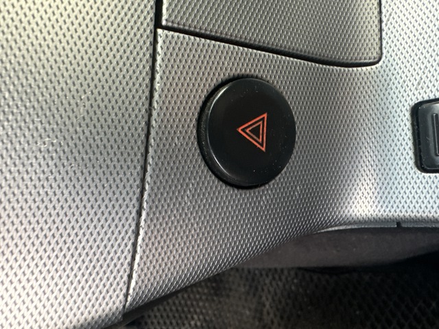 25290CG010 NISSAN Кнопка аварийки купить в Чернигов
