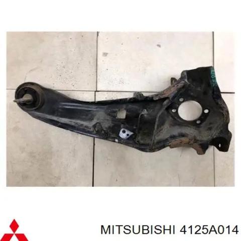 Рычаг/тяга задней подвески продольный нижний, правый 4125A014 MITSUBISHI