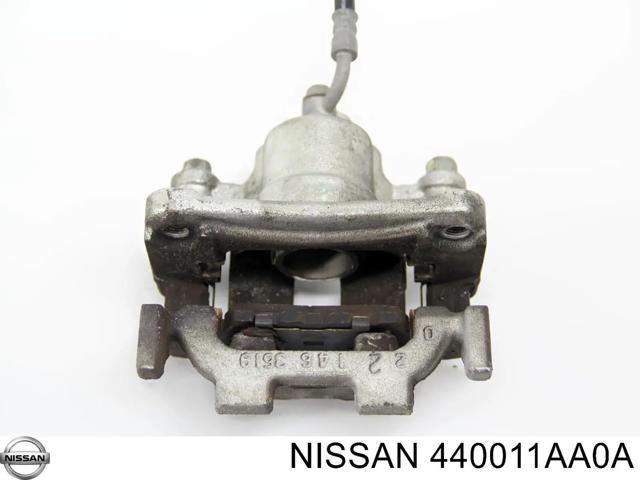 Тормозной суппорт правый задний 440011AA0A NISSAN