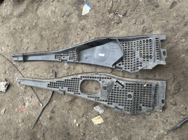 6001546859 RENAULT Решетка дворников правая купить в Черкассы