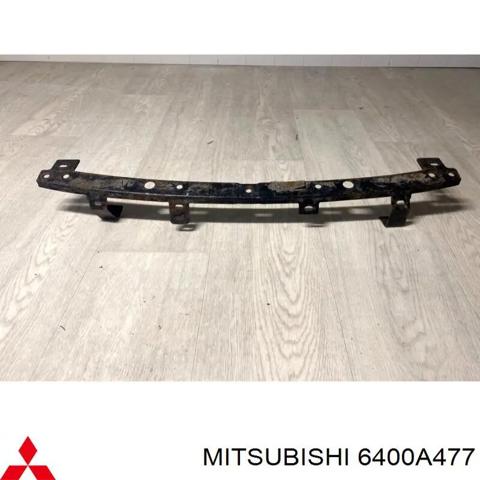 Кронштейн бампера переднего, центральный 6400A477 MITSUBISHI