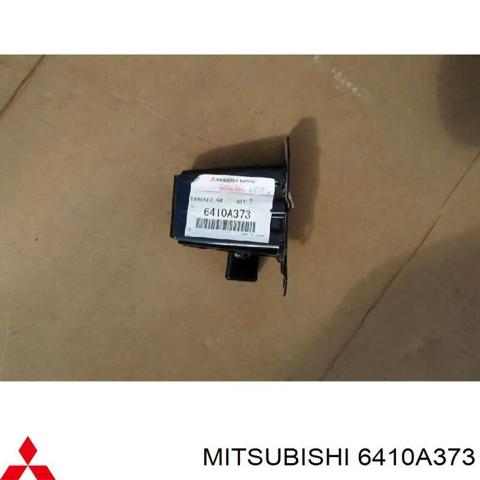 6410A373 MITSUBISHI Кронштейн бампера заднего левый купить в Ровно