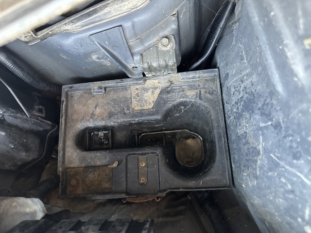 64866CG000 NISSAN Подставка аккумулятора купить в Запорожье