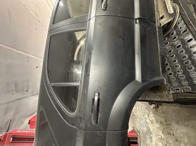 Задняя правая дверь 770043E111 HYUNDAI