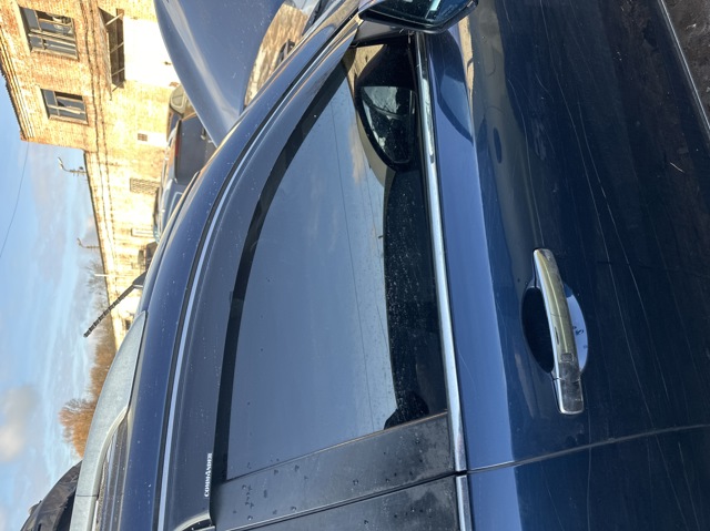 Стекло передней правой двери 80300CG000 NISSAN