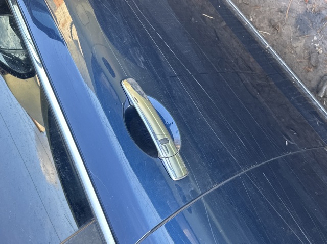 Держатель наружной ручки двери, задней правой 80610CA000 NISSAN