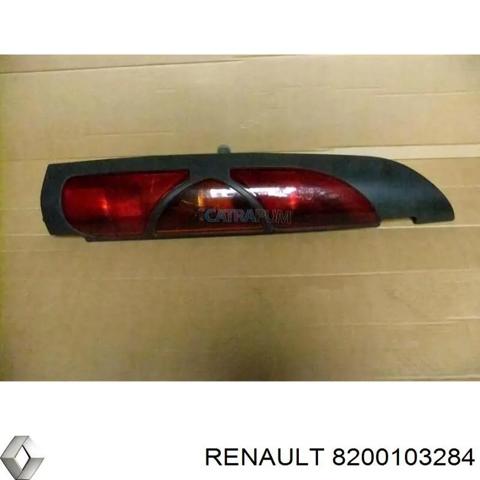 Задняя левая фара 8200103284 RENAULT