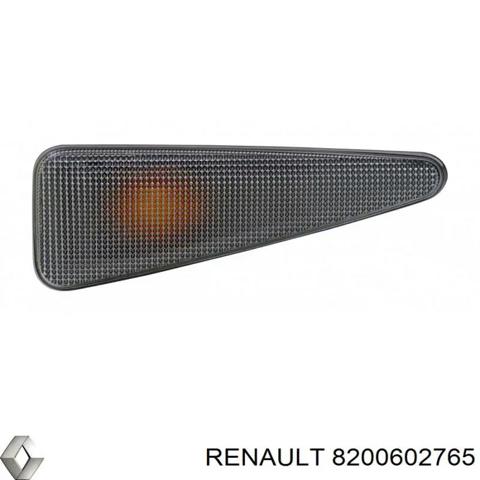 Повторитель поворота на крыле, правый 8200602765 RENAULT