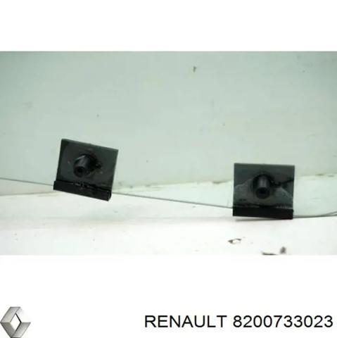 Стекло двери передней левой 8200733023 RENAULT