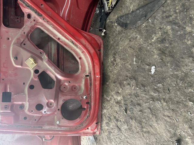 821008795R Дверь задняя правая купить Одесса