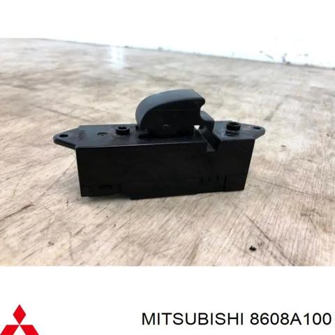 MITSUBISHI 8608A100 Кнопочный блок управления стеклоподъемником задний правый в наличии Тернополь